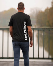 Laden Sie das Bild in den Galerie-Viewer, MALZERS Shirt mit Rückenprint | Herren/Unisex | Black