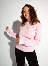 Laden Sie das Bild in den Galerie-Viewer, CS8 Crewneck | unisex | light pink