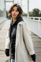 Laden Sie das Bild in den Galerie-Viewer, STAY CHEEZY BASIC Hoodie | unisex | black