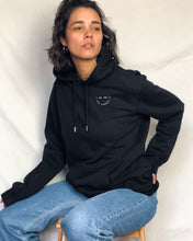 Laden Sie das Bild in den Galerie-Viewer, CHEEZY Hoodie | unisex | black