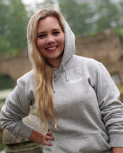Laden Sie das Bild in den Galerie-Viewer, SWEETIES Hoodie mit Backprint | unisex | grey