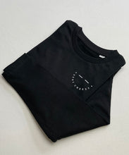 Laden Sie das Bild in den Galerie-Viewer, STAY CHEEZY BASIC Longsleeve | kids | black