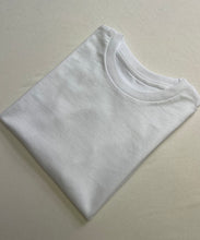 Laden Sie das Bild in den Galerie-Viewer, STAY CHEEZY BASIC Shirt | kids | white