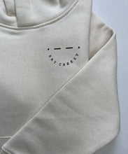 Laden Sie das Bild in den Galerie-Viewer, CHEEZY Hoodie | kids | nature