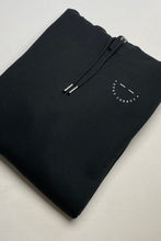 Laden Sie das Bild in den Galerie-Viewer, STAY CHEEZY BASIC Hoodie | unisex | black