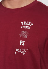 Laden Sie das Bild in den Galerie-Viewer, PREST TEE 12.20 | relaxed | violent red