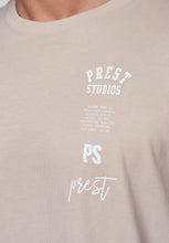 Laden Sie das Bild in den Galerie-Viewer, PREST TEE 12.20 | relaxed | slowly dust