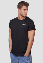 Laden Sie das Bild in den Galerie-Viewer, PREST TEE BASIC | relaxed | black